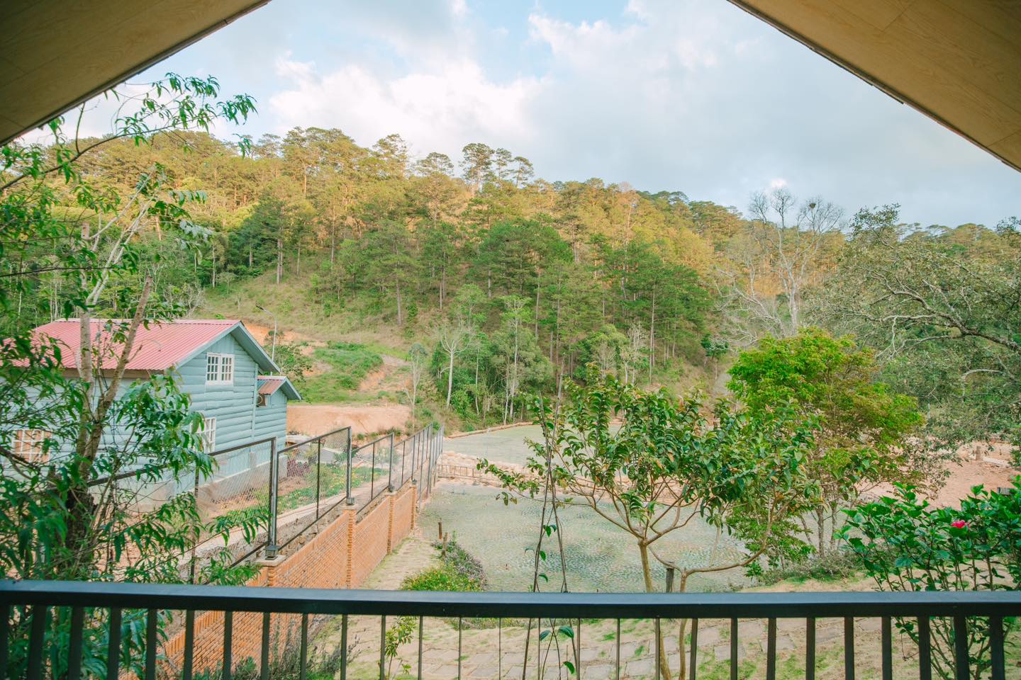 Dhalia Stream View Cottage