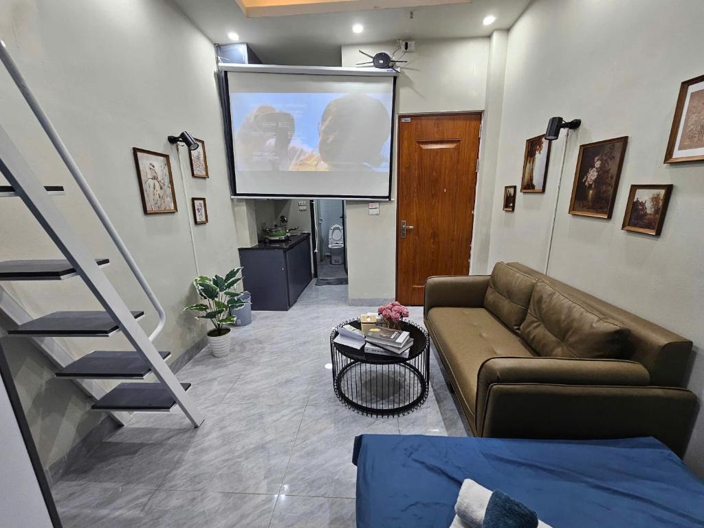 Hóng Homestay - 20 Hồ Tùng Mậu