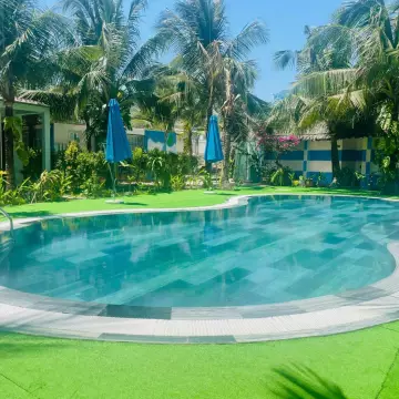 The Mira Ocean Blu