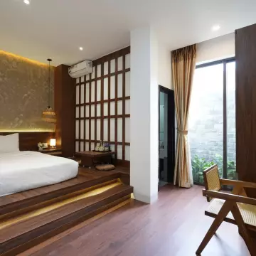 Nana Homestay & Villa