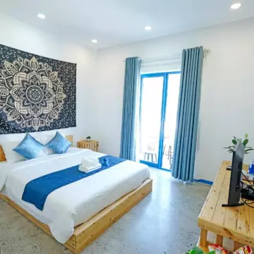 Santori Homestay