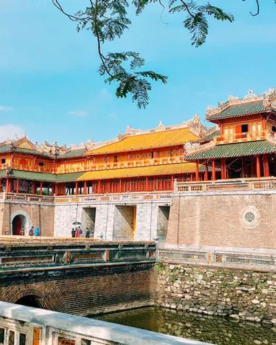 Huế