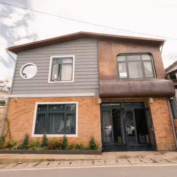 Cami House 2
