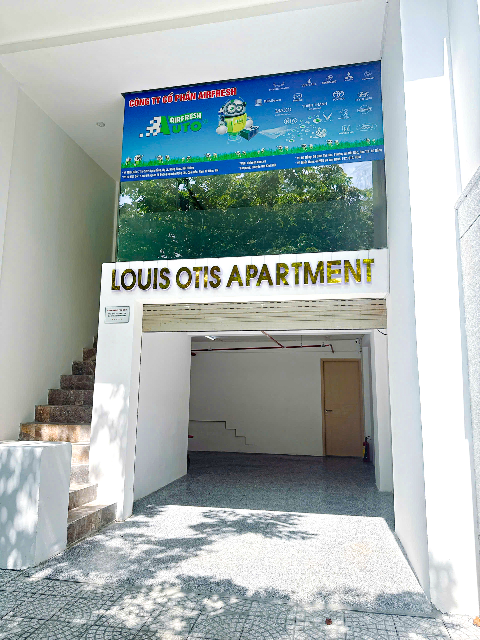 Louis Otis Apartment 03