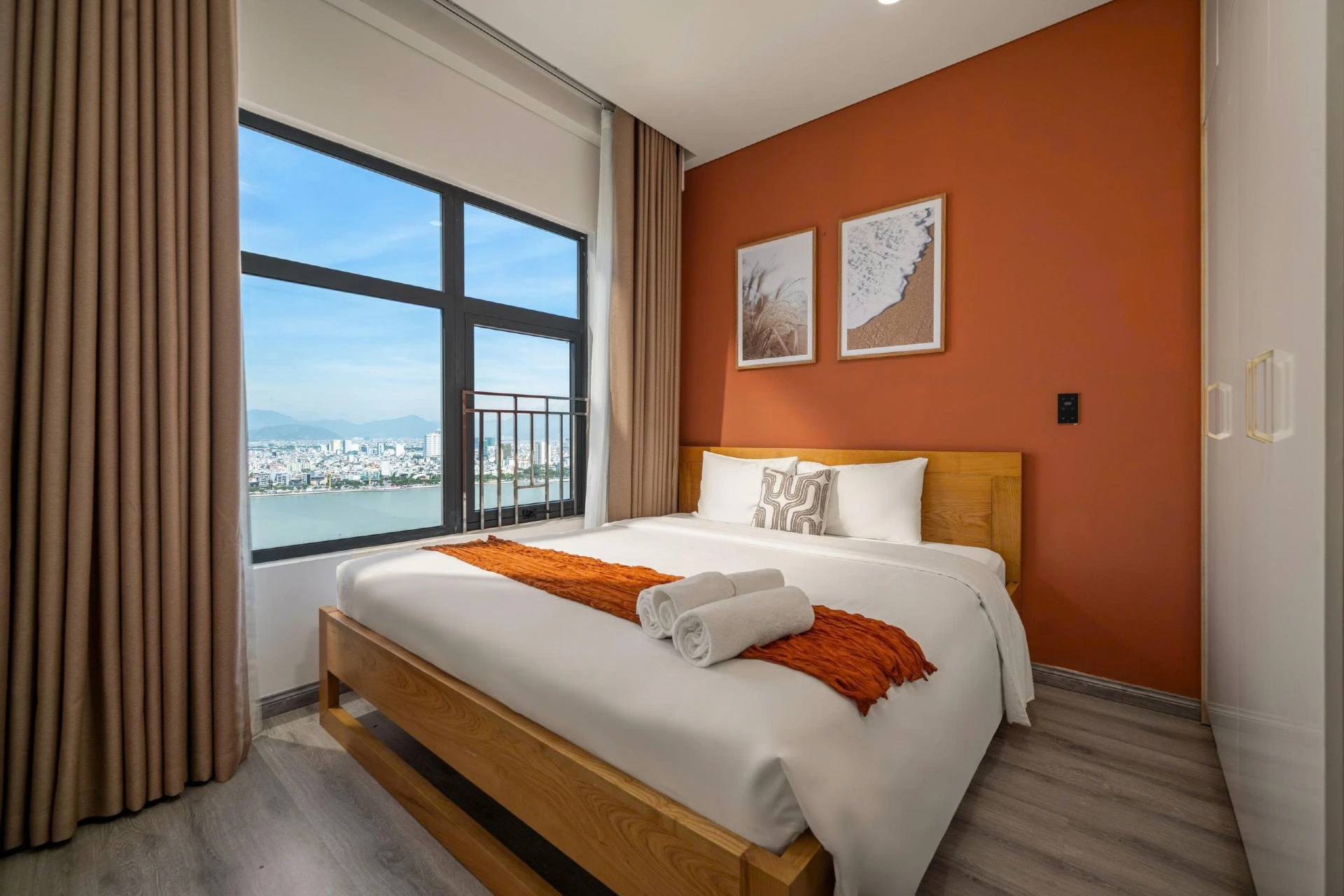 Monarchy Đà Nẵng - Căn Hộ 2BR Tầng Cao View Sông Hàn