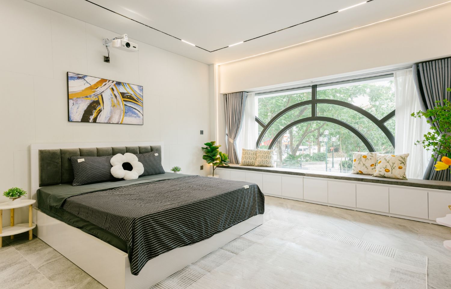 KatHome In Town Hoàng Cầu