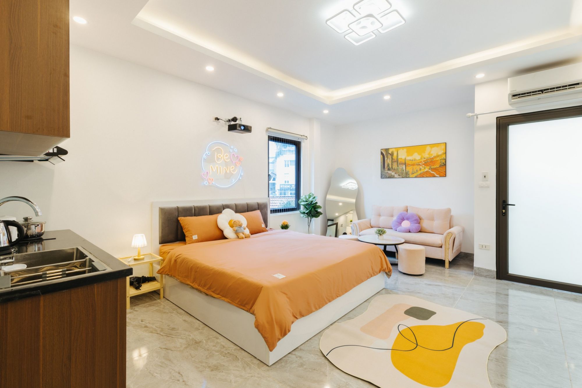 KatHome In Town Âu Cơ