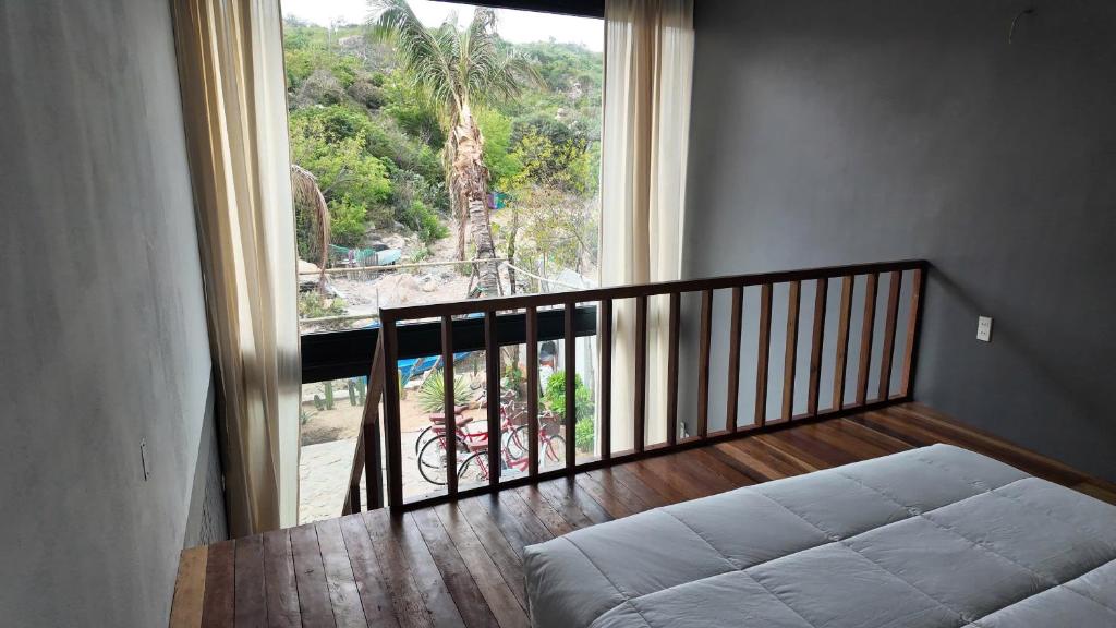 Rock Bay Eco Retreat - Vĩnh Hy 