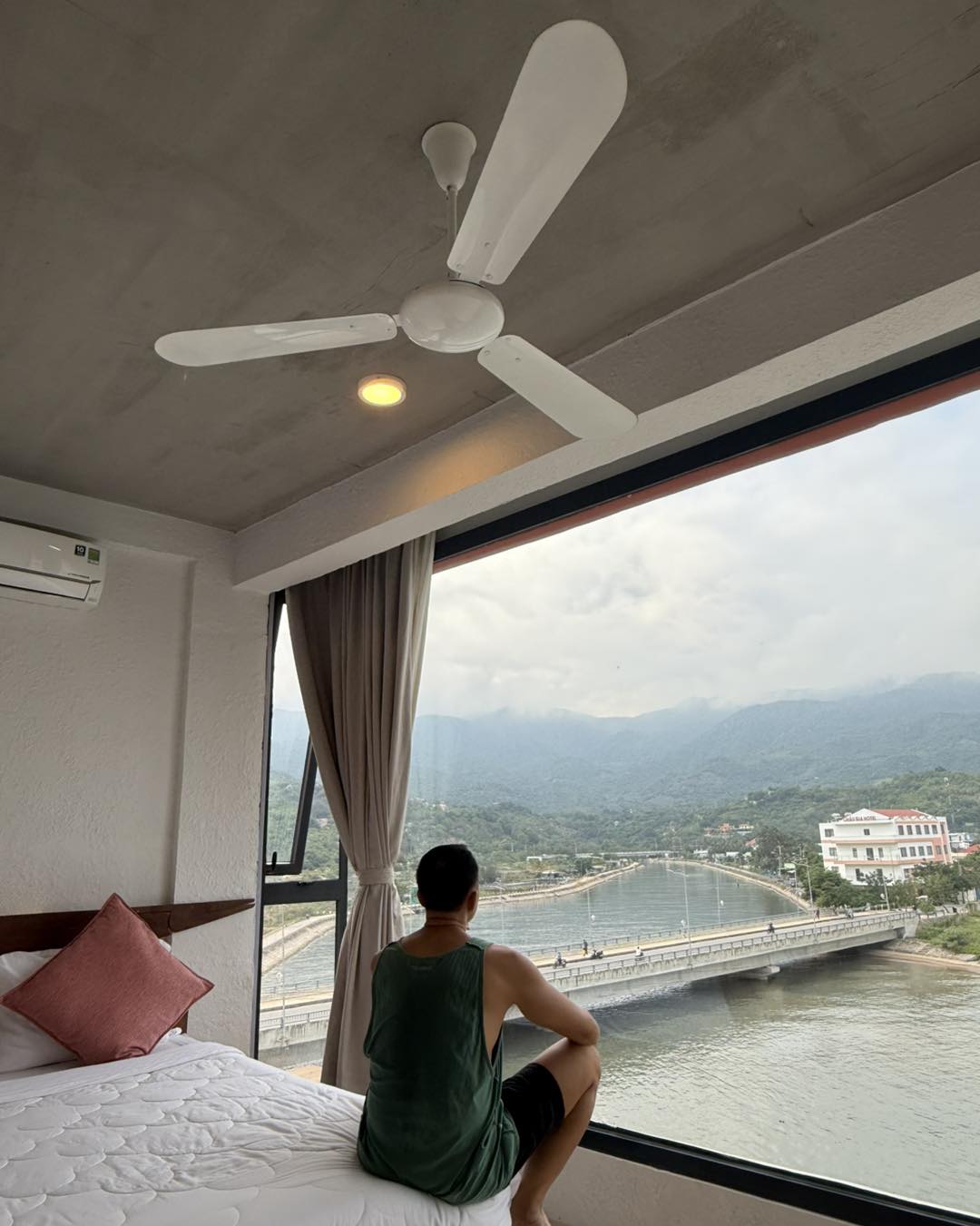 Yêu Biển Seaview - Vĩnh Hy 