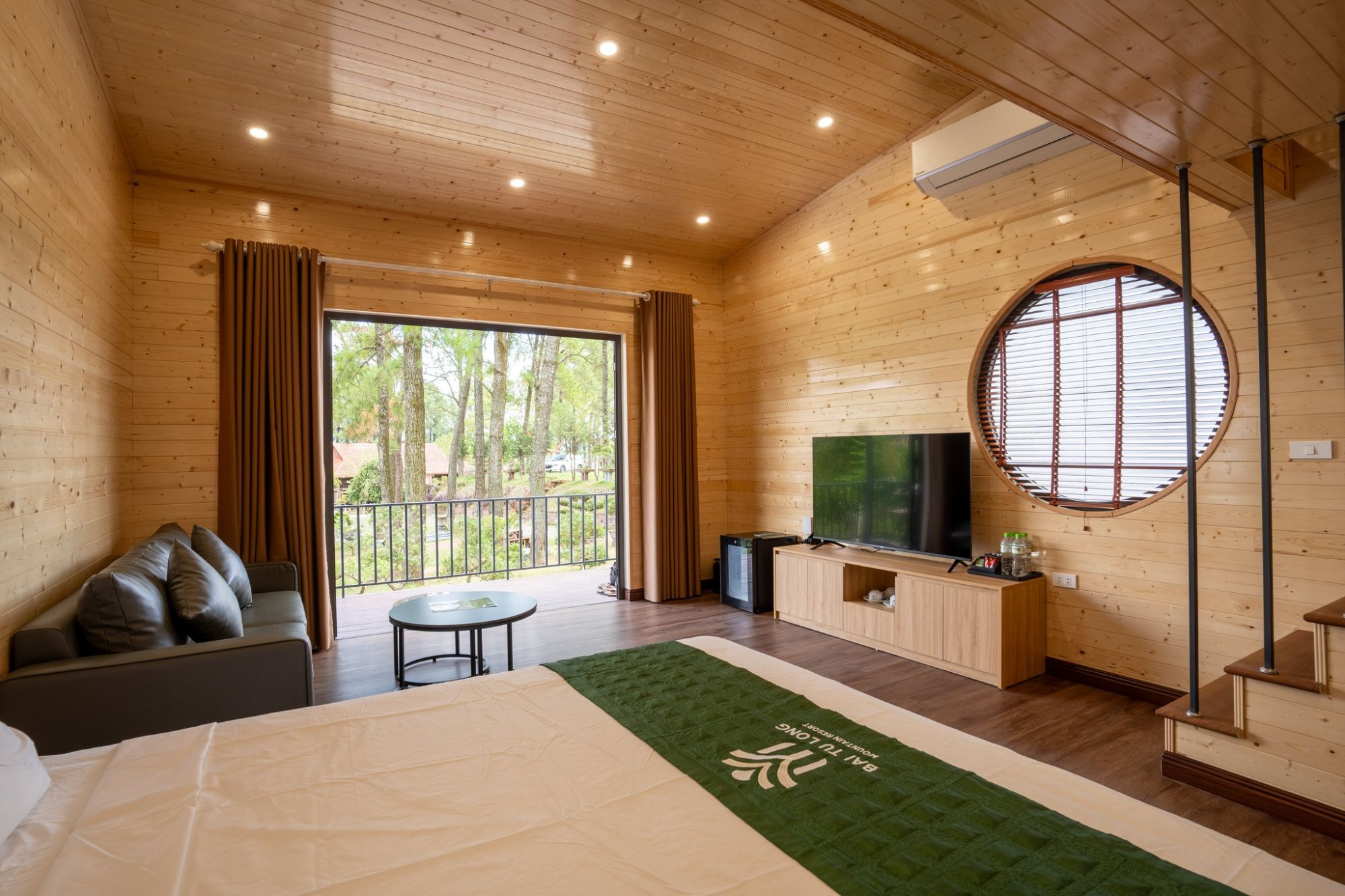 Bai Tu Long Mountain Resort 