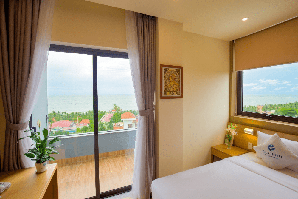 khách sạn ở phú quốc gần biển