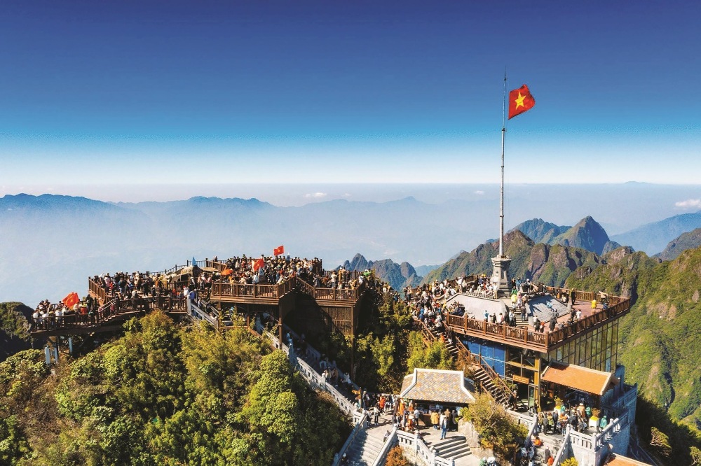 Mùa xuân nên đi du lịch ở đâu? 10 Địa điểm đẹp không nên bỏ lỡ