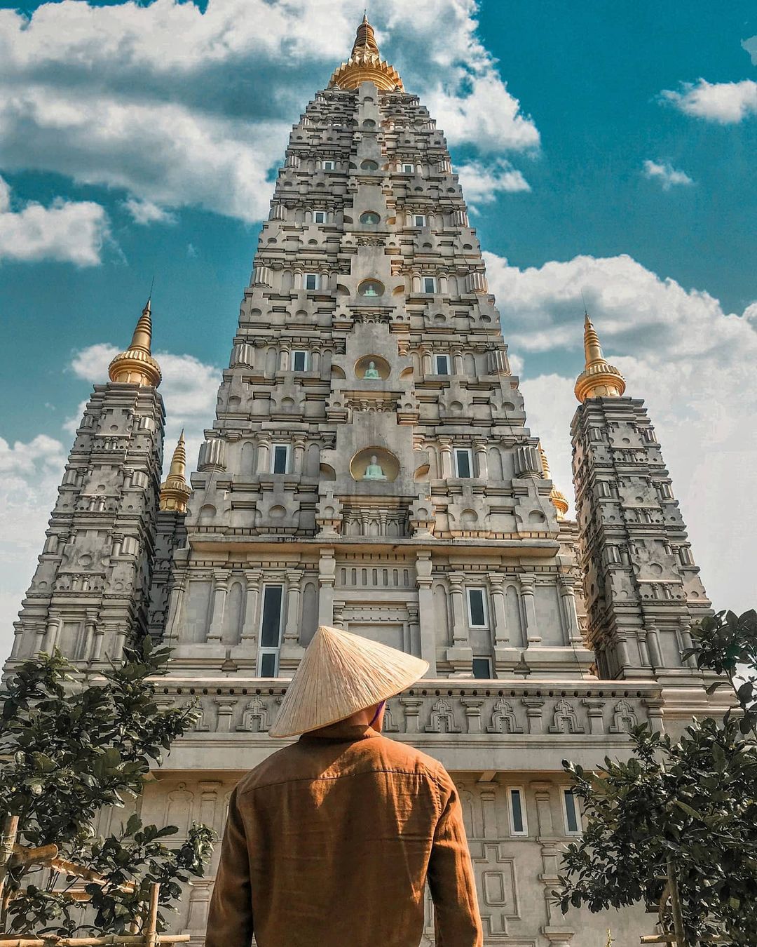 du lịch huế bao nhiêu tiền