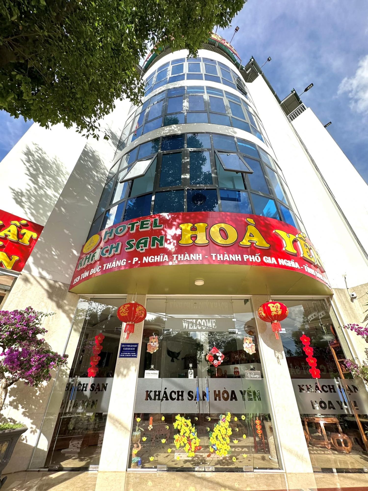 Khách Sạn Hòa Yến