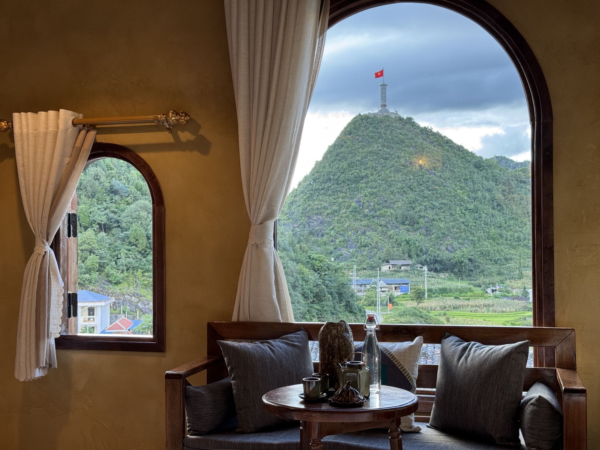 Khói Lô Lô Chải cơ sở 2