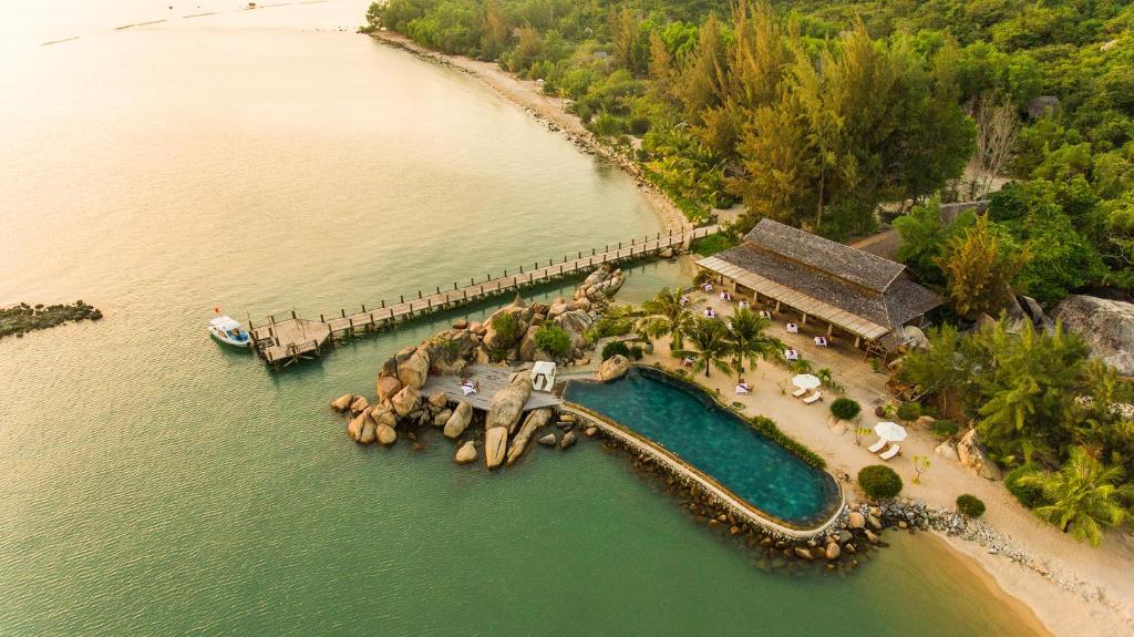 Lalya Ninh Van Bay - Hill Rock Pool Villa