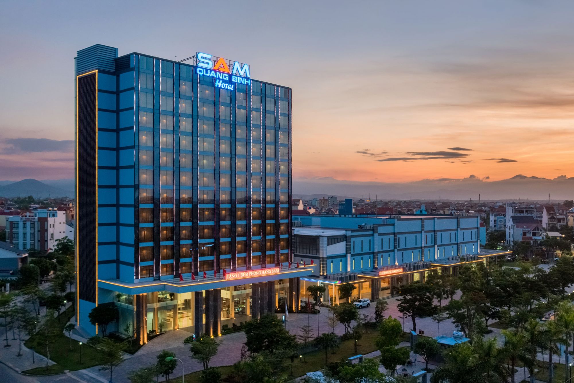 Sam Quang Binh Hotel