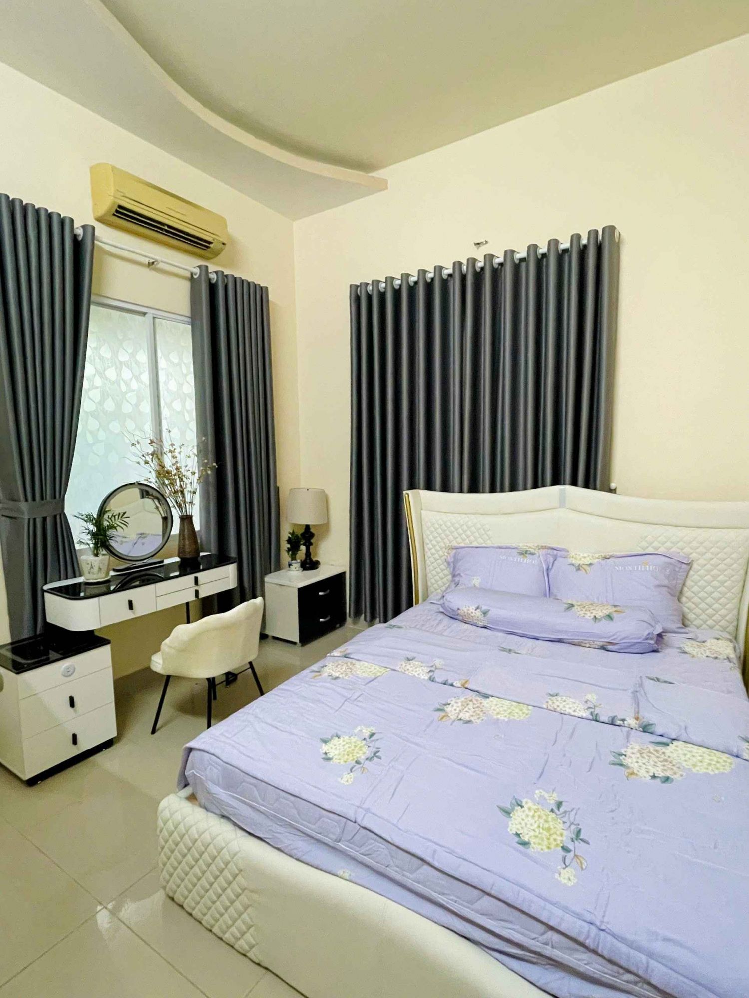 Nhà phố Hoàng Hoa Thám