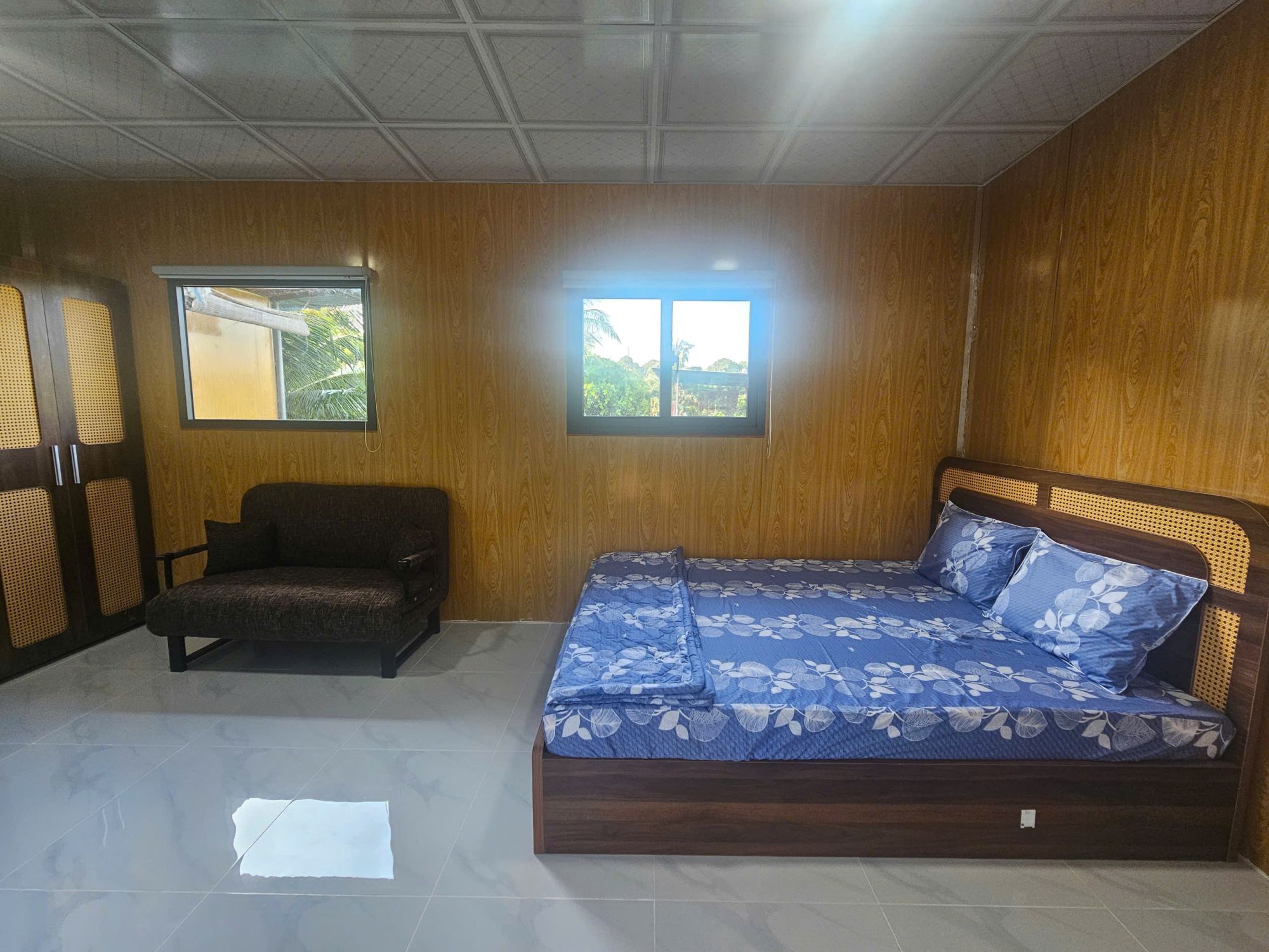 Nhà trên hồ sen - Sen & Zen Villa