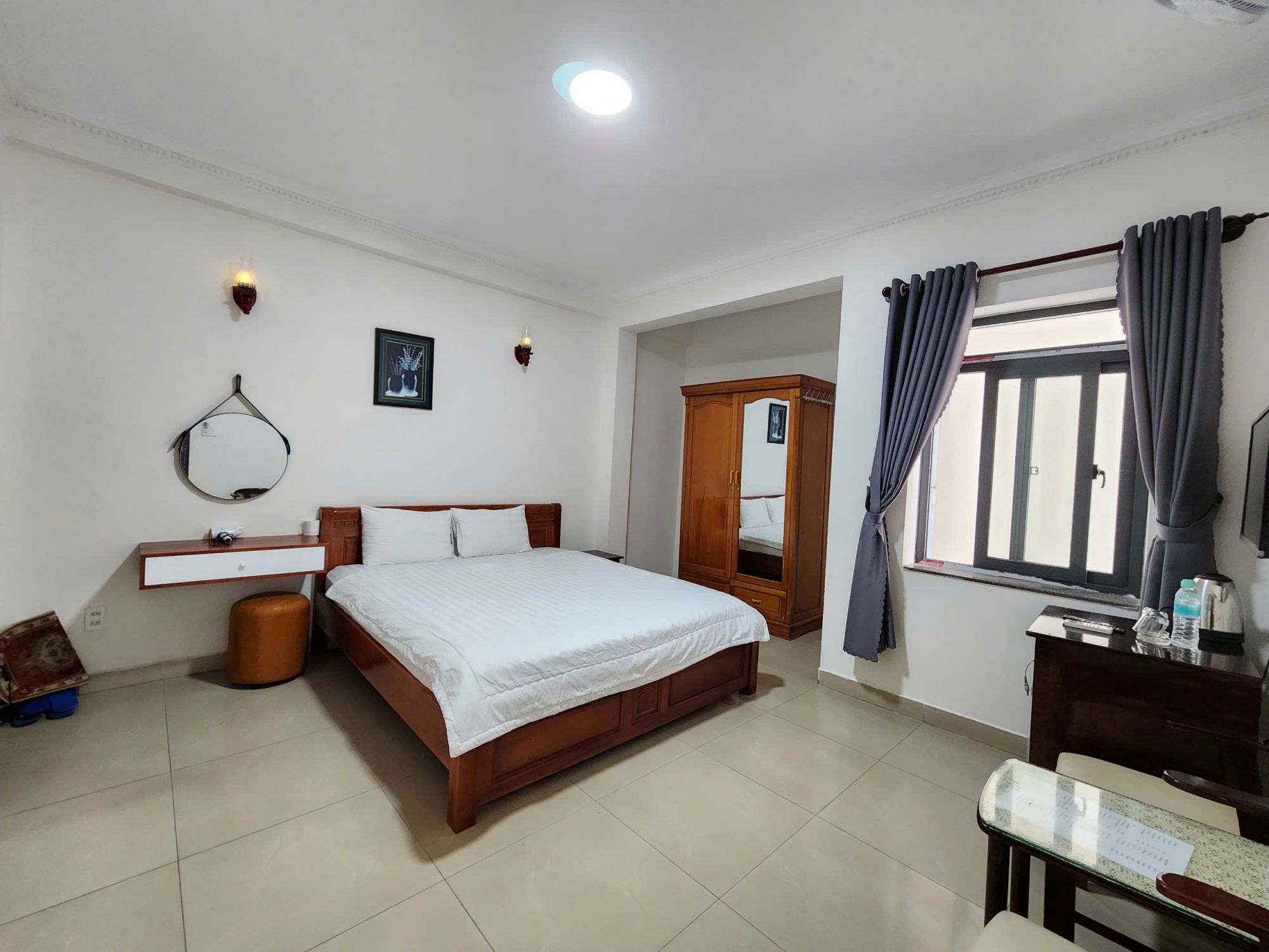 Khách Sạn Trường Ân