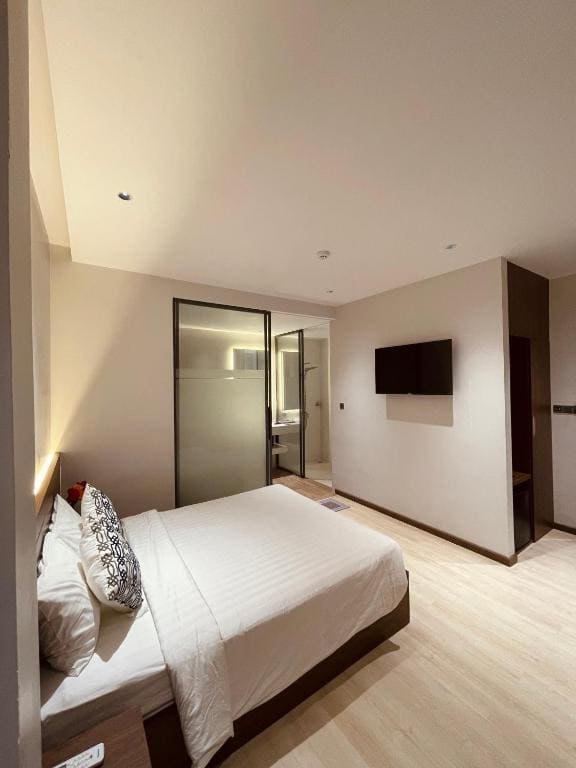 Khách Sạn Lucien Hotel Quy Nhơn