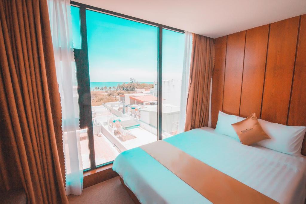 Mira Ngo May Hotel