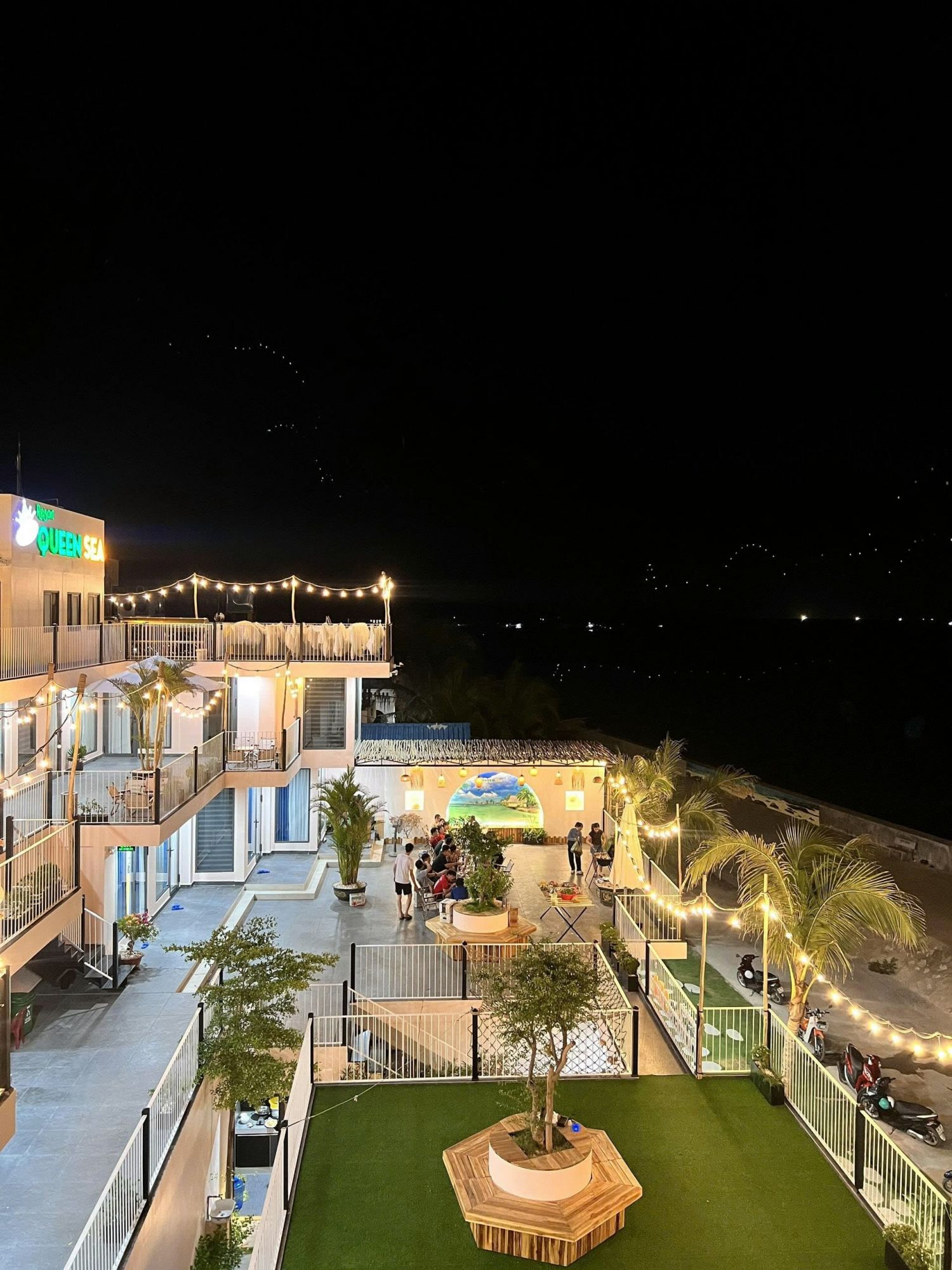 Queen Sea Resort 1