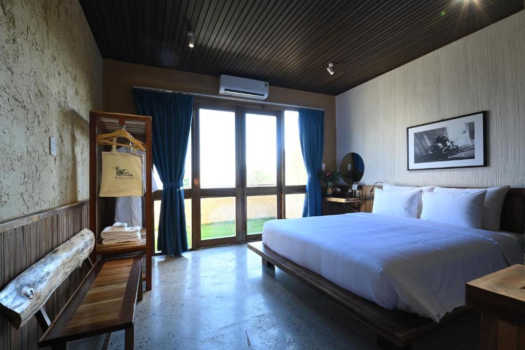 Chuồn Chuồn Retreat - Chuồn Chuồn Ngô