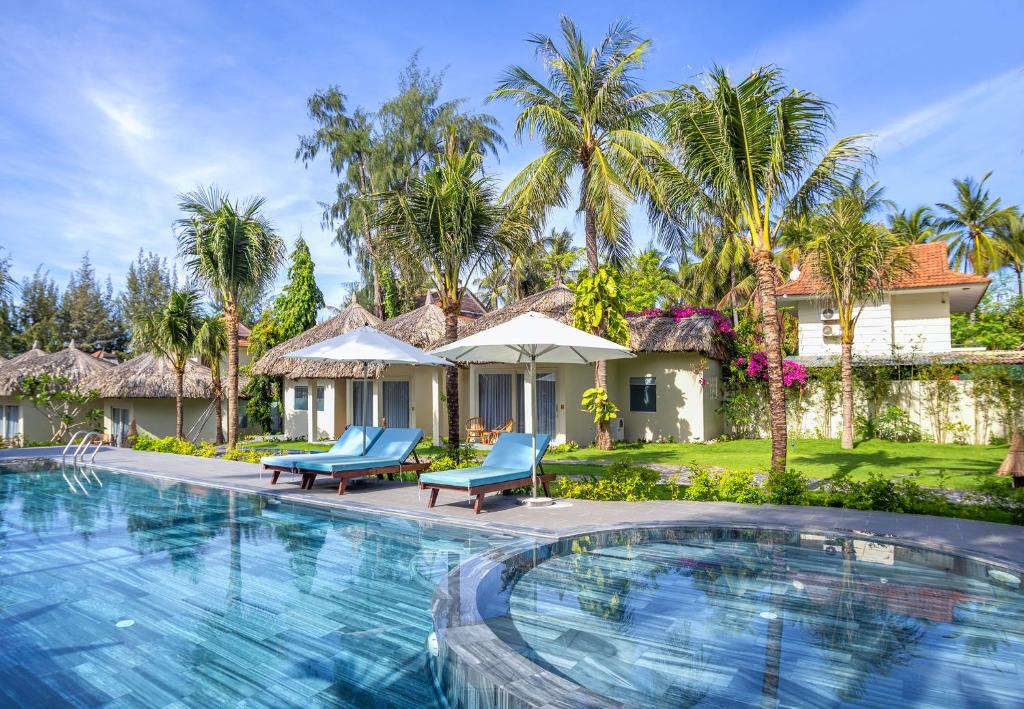 Coco Cottage Beachfront Resort