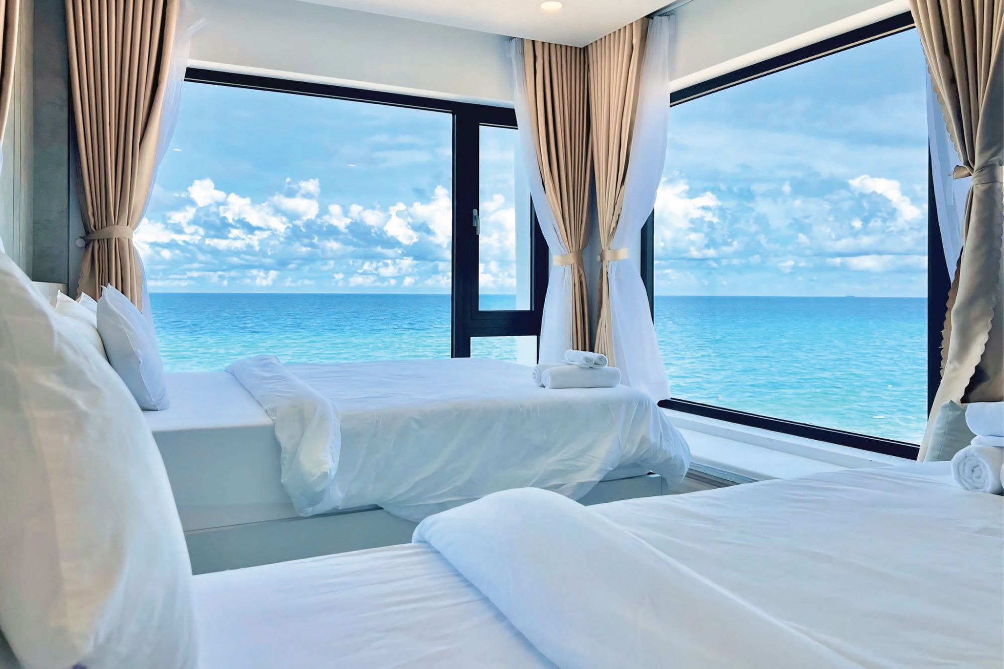 New Moon Hotel - Phú Quý Island 