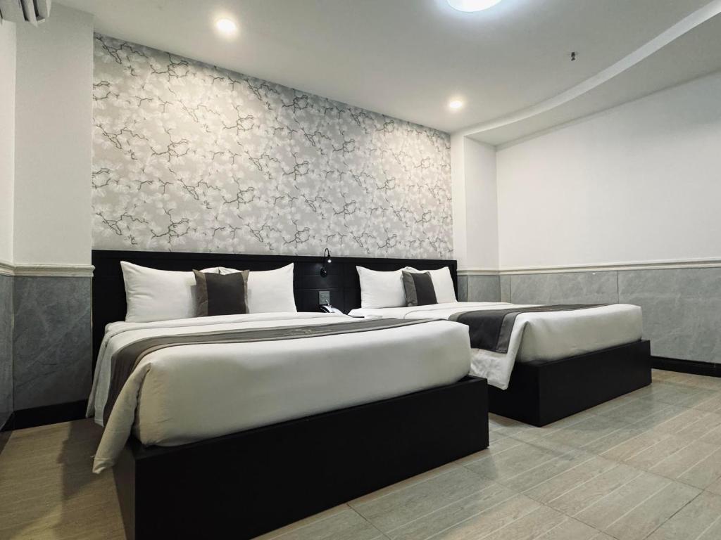 Lion Hotel 8 - Ảnh 6