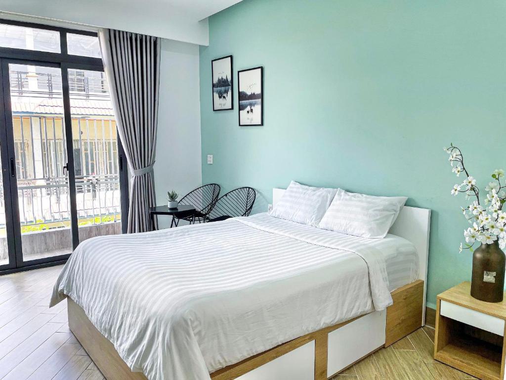 Midmost C22 Apartment CN3