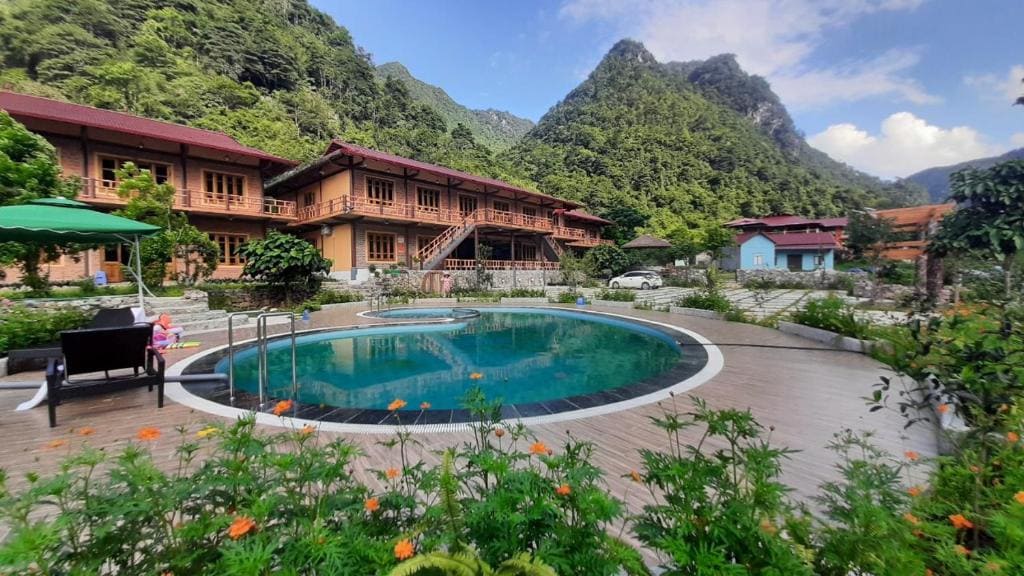 Pác Bó Boutique Hotel 