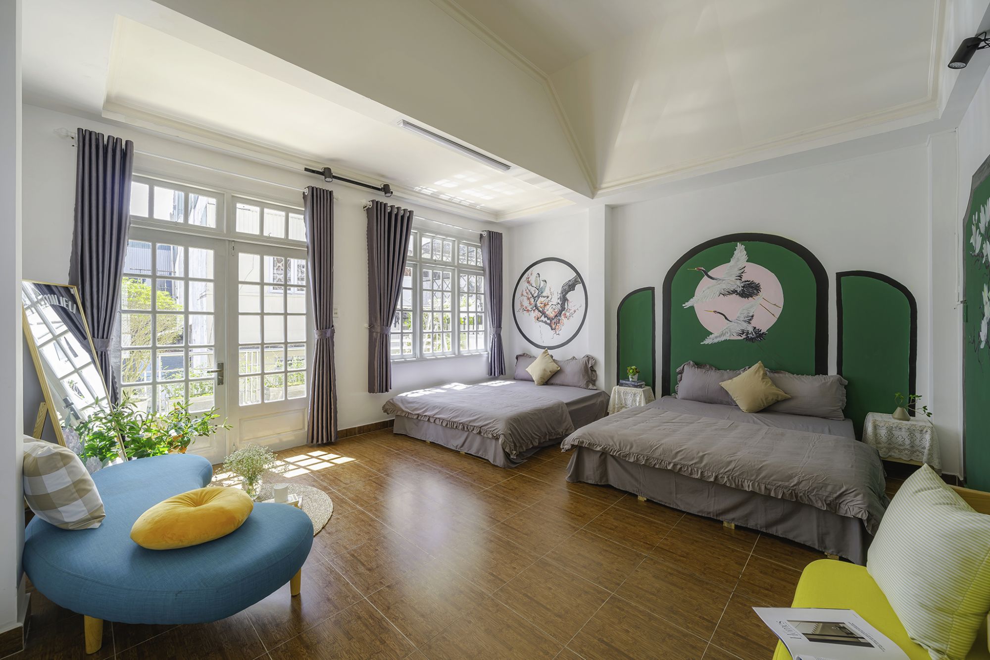 Home 98 Bước Chân