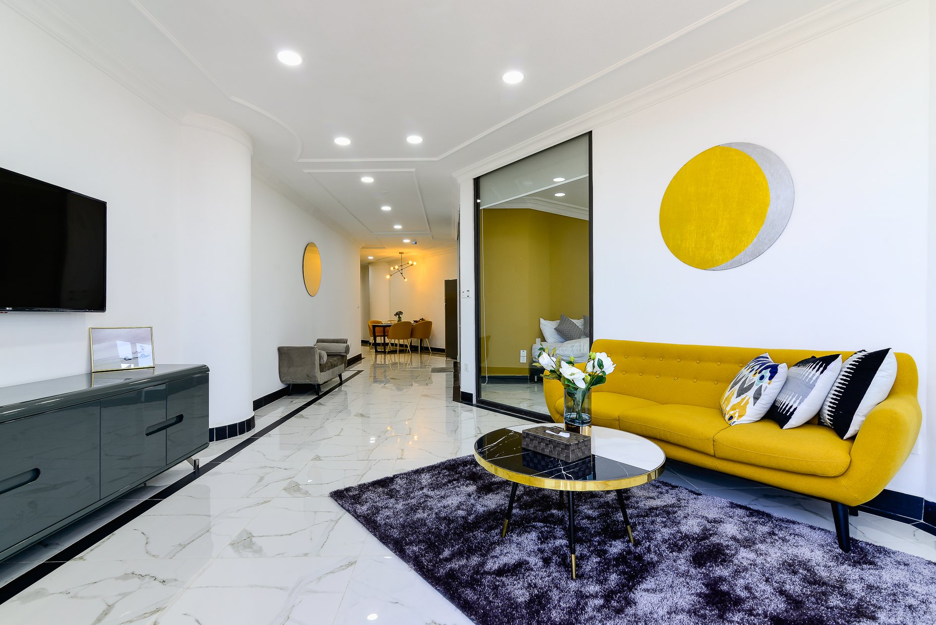 Aura Apartment - Hoa Dã Quỳ