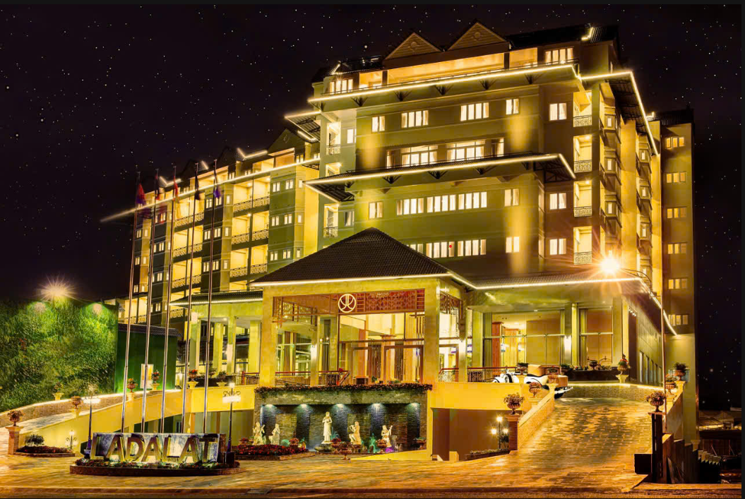 Ladalat Hotel