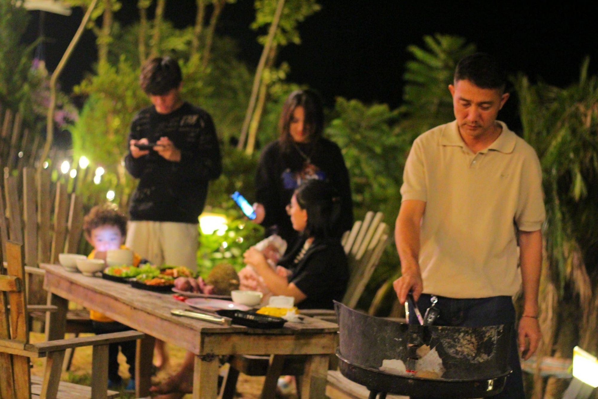 Lưng Chừng House - Ảnh 6