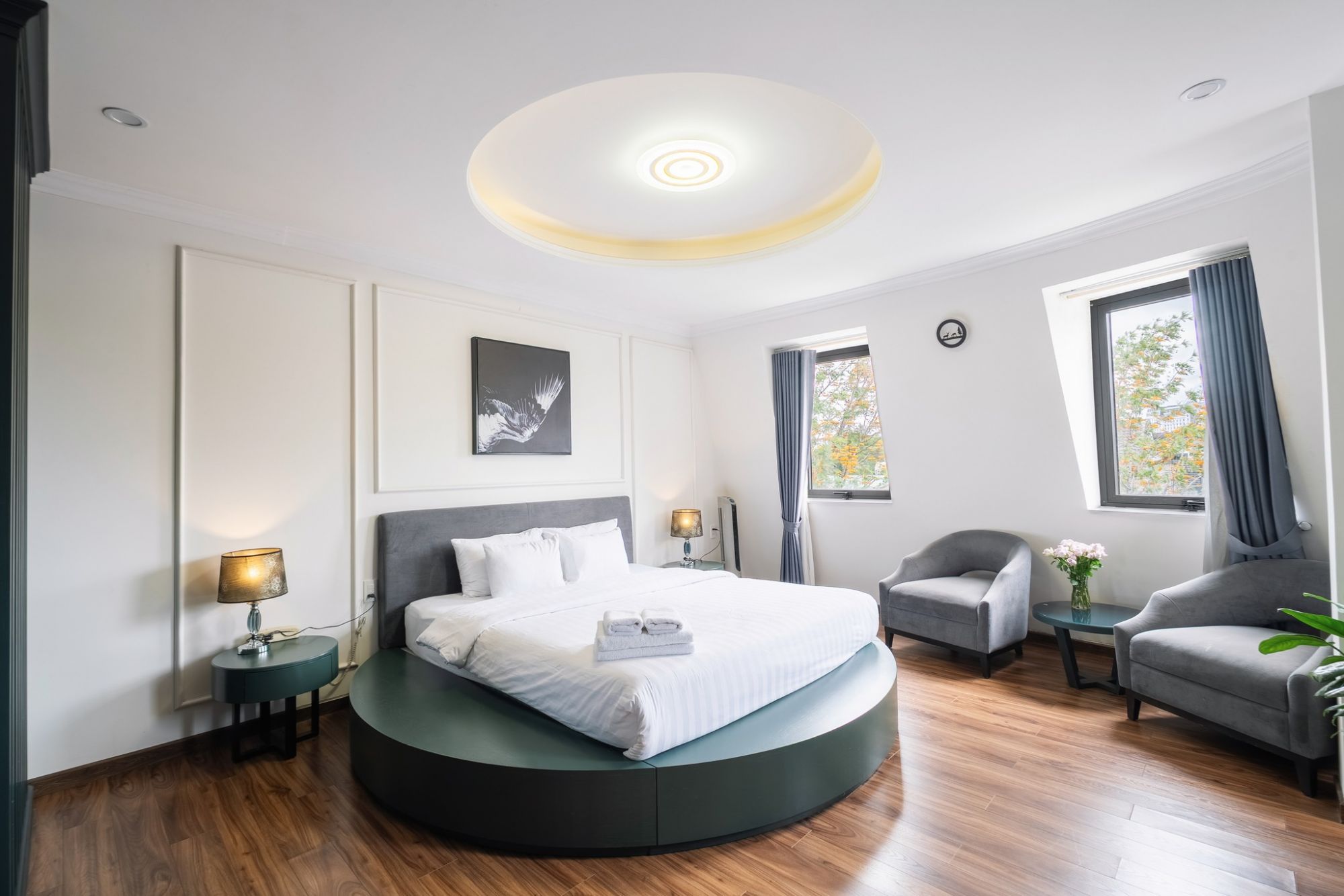 N Queen Apartment Hotel