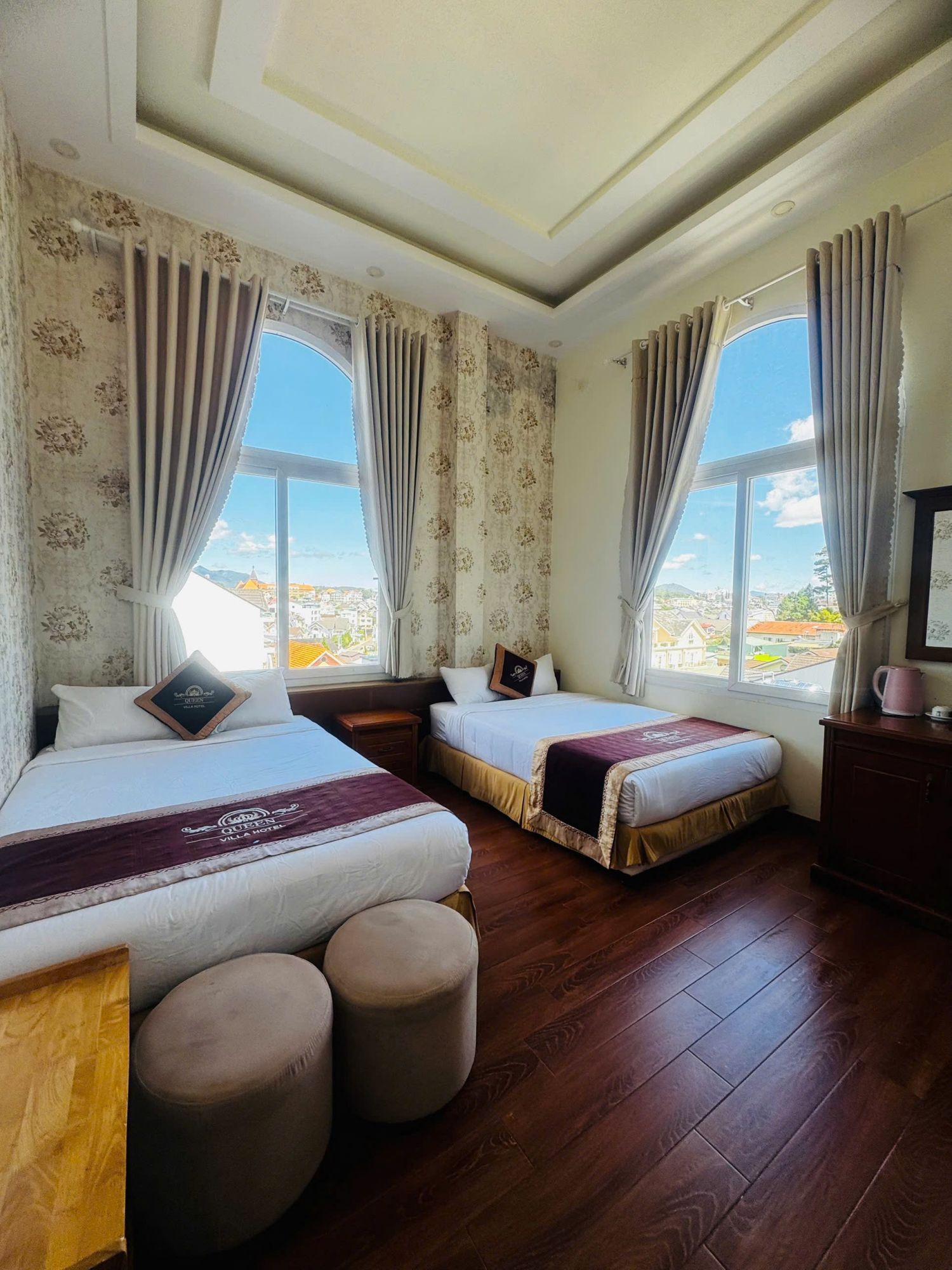 Queen Villa Hotel - Trần Hưng Đạo