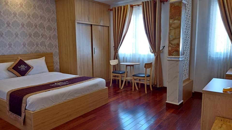 Queen Villa Hotel 2 