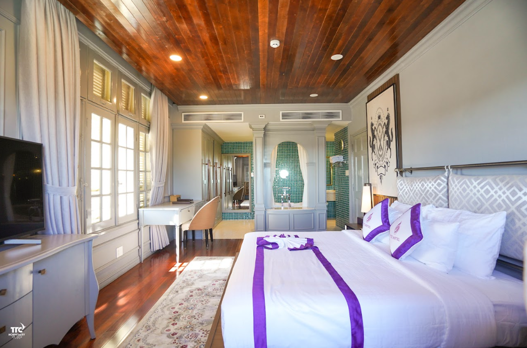 Presidential Suite