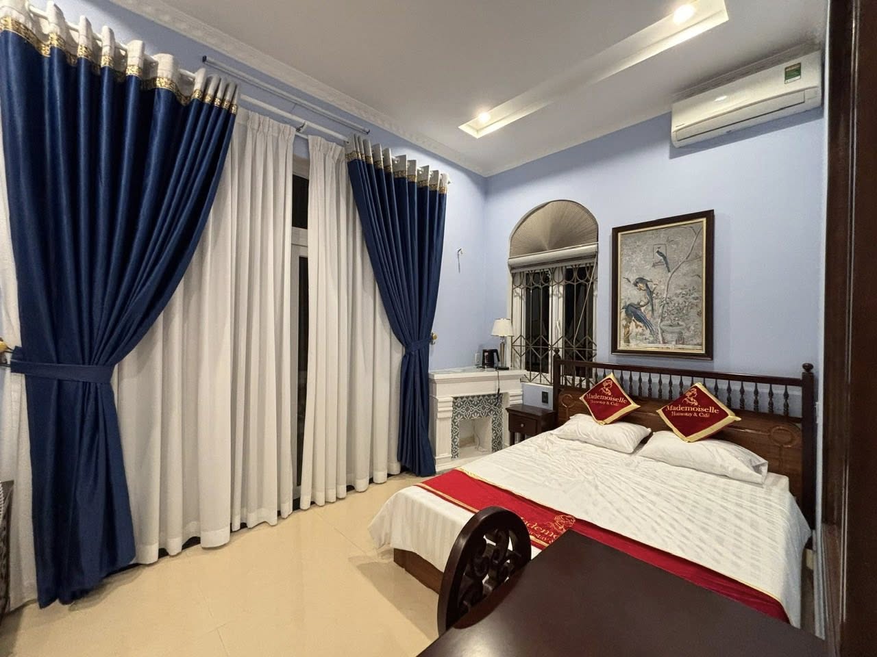  Mademoiselle Homestay Và Café