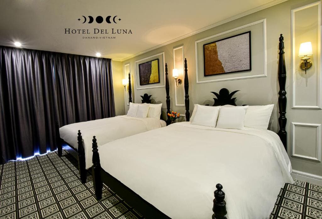 Deluxe Twin with Balcony