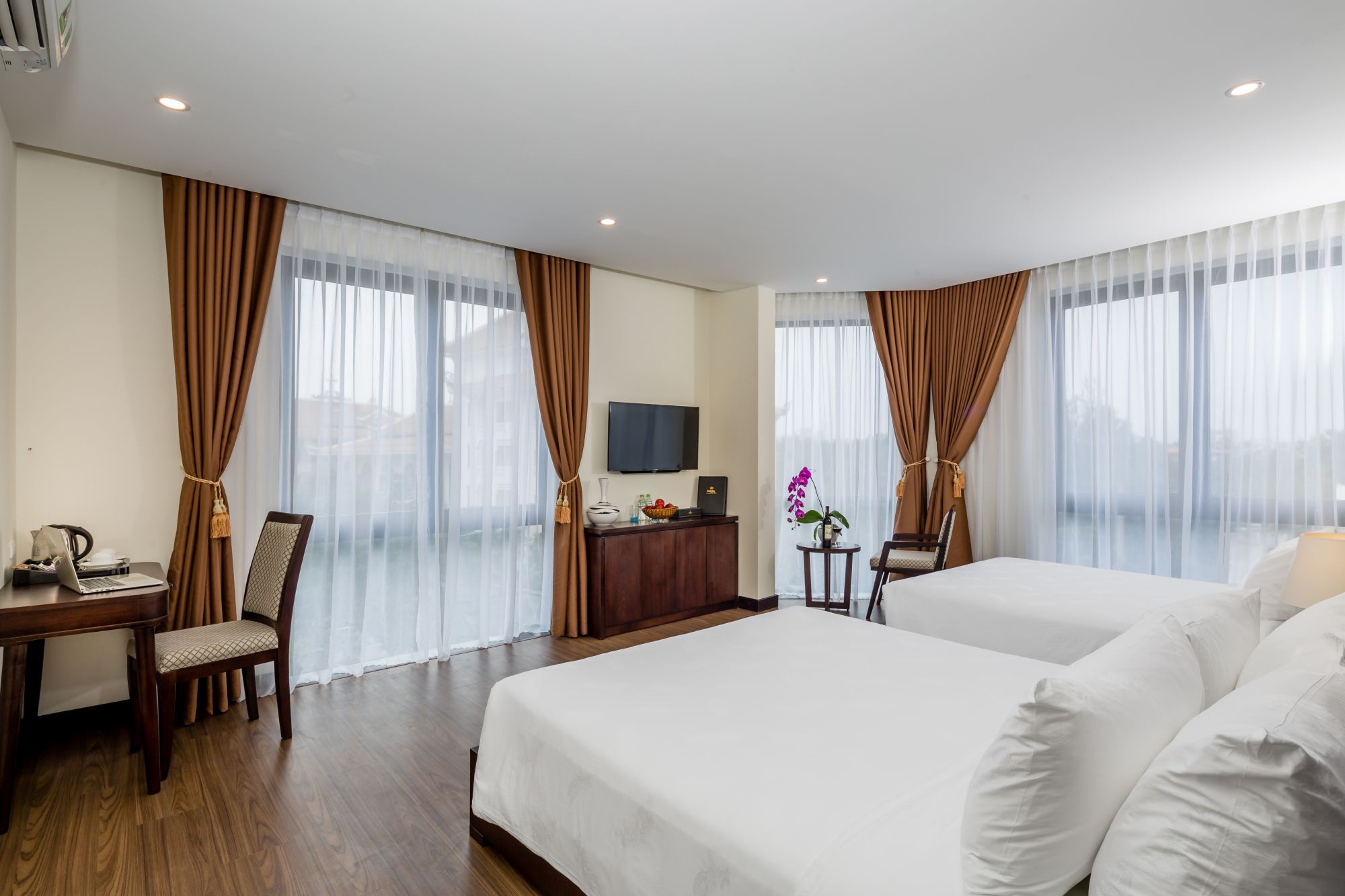 KaKa Boutique Hotel