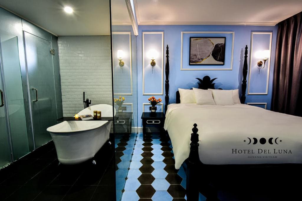 Deluxe Double With Bath