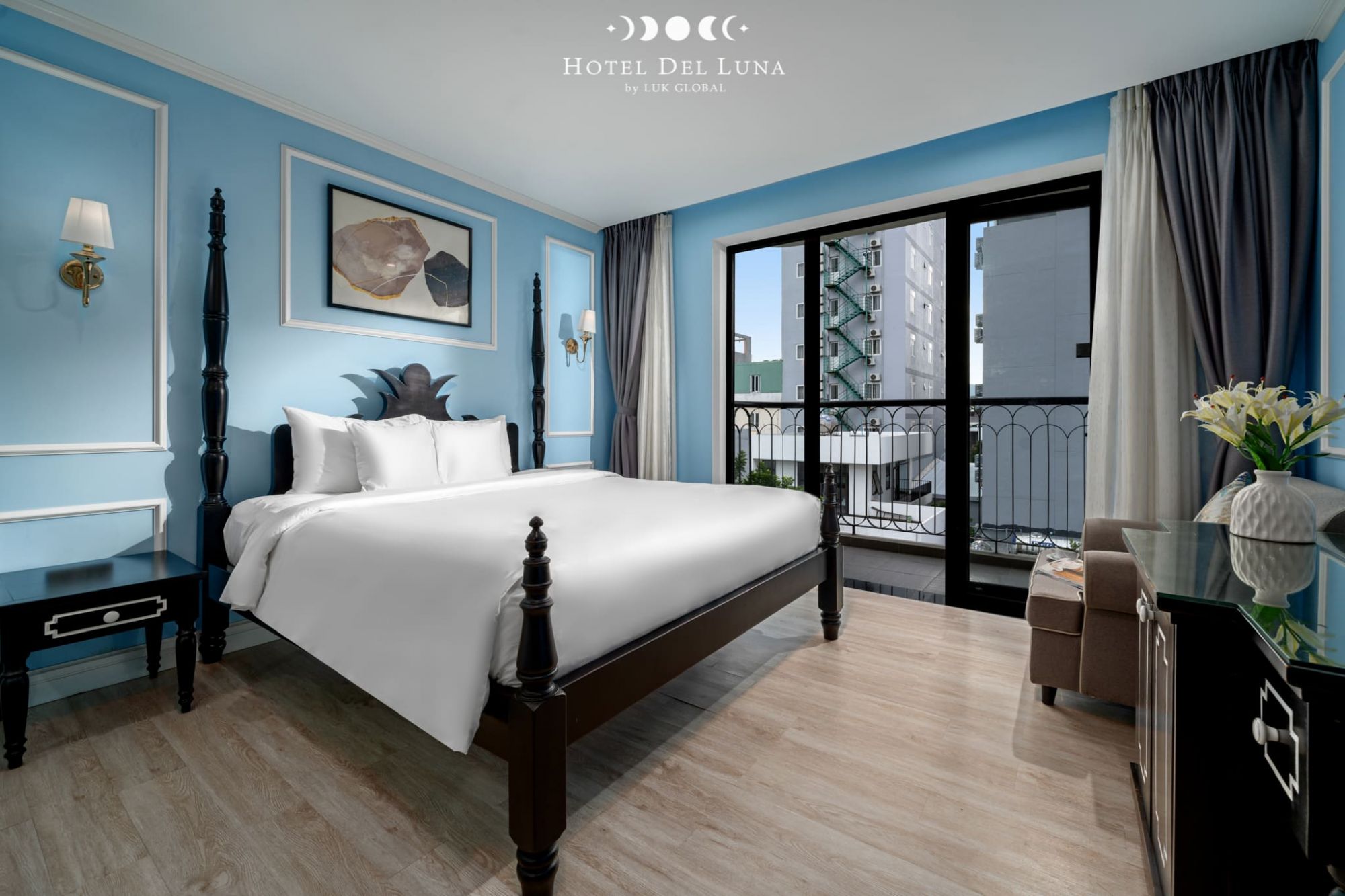 Kingroom With Balcony