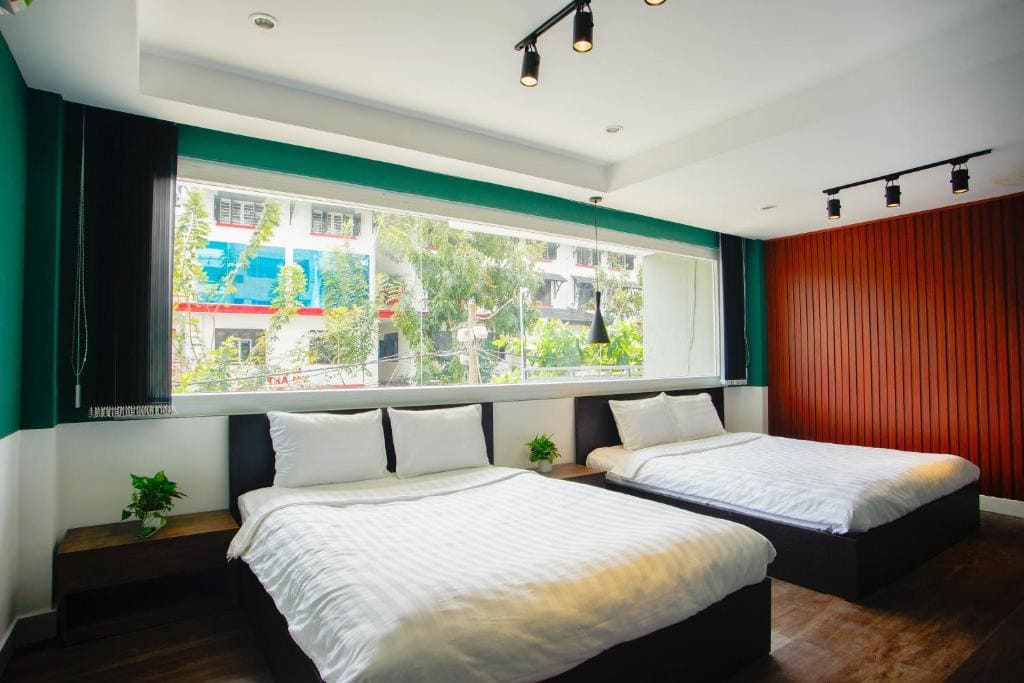 Lá Hotel - Bình tân