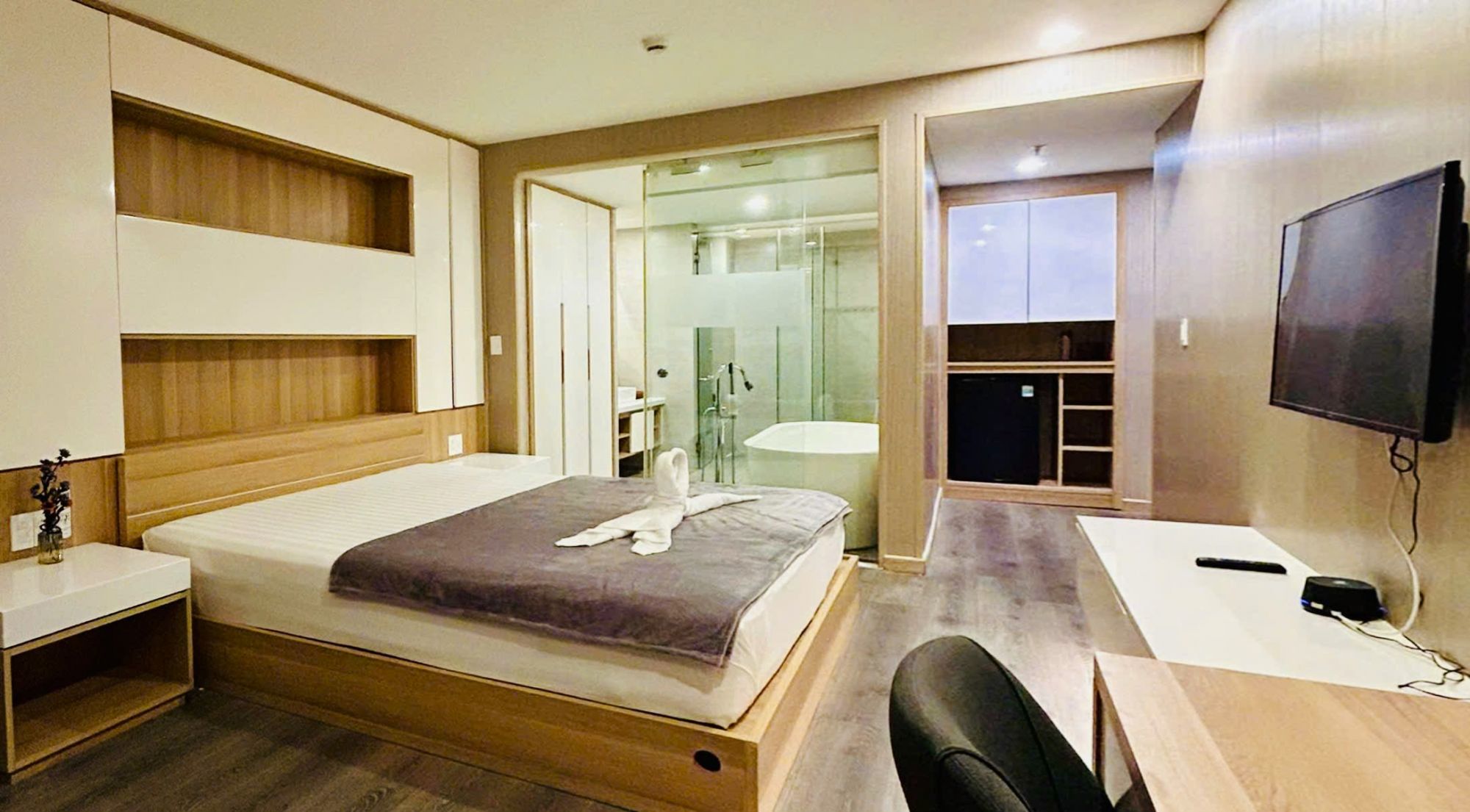 Zen Diamond Suites - Mango 2405