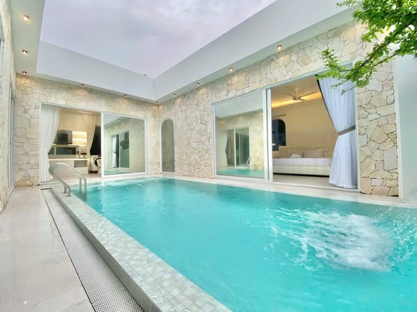 Mika Villa