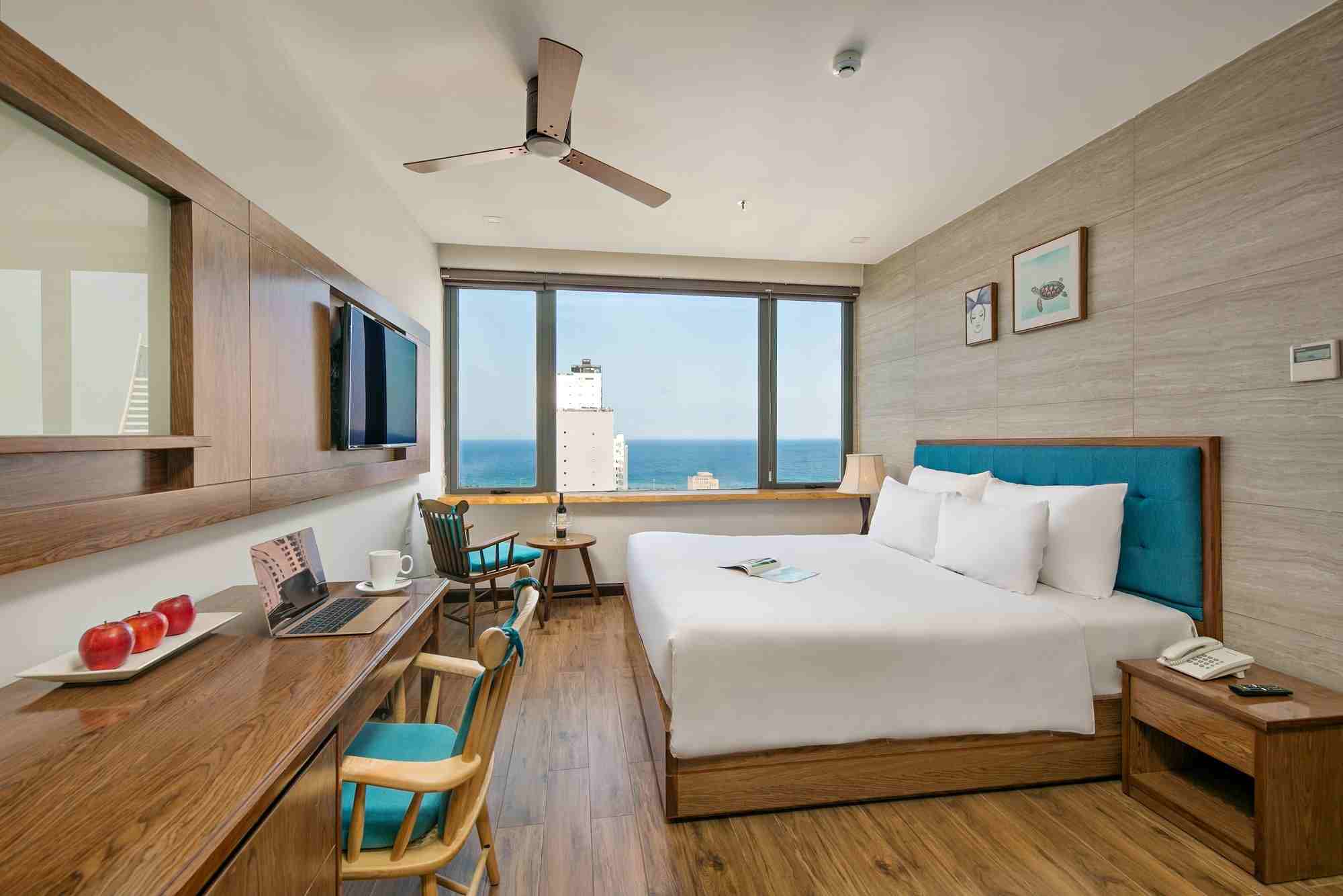 White Sand Hotel 